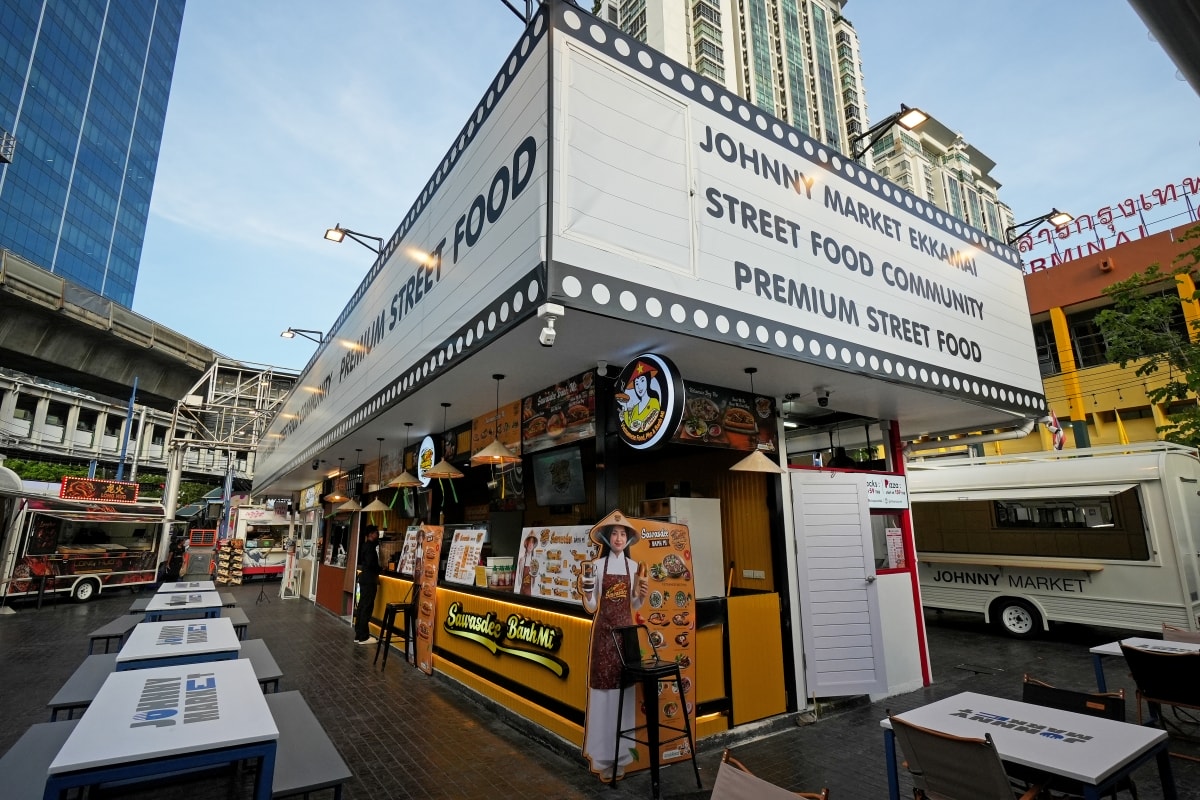 Johnny Market Ekkamai 美食市集 参考图 1